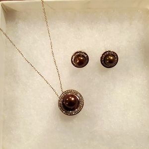 Copper Colored Pearl Necklace & Earring Set